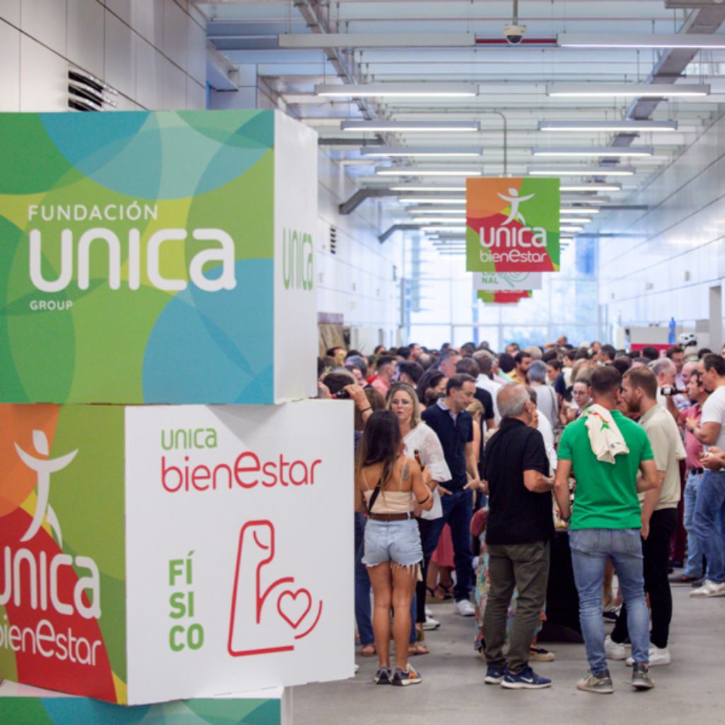 Cubos impresos Unicaja