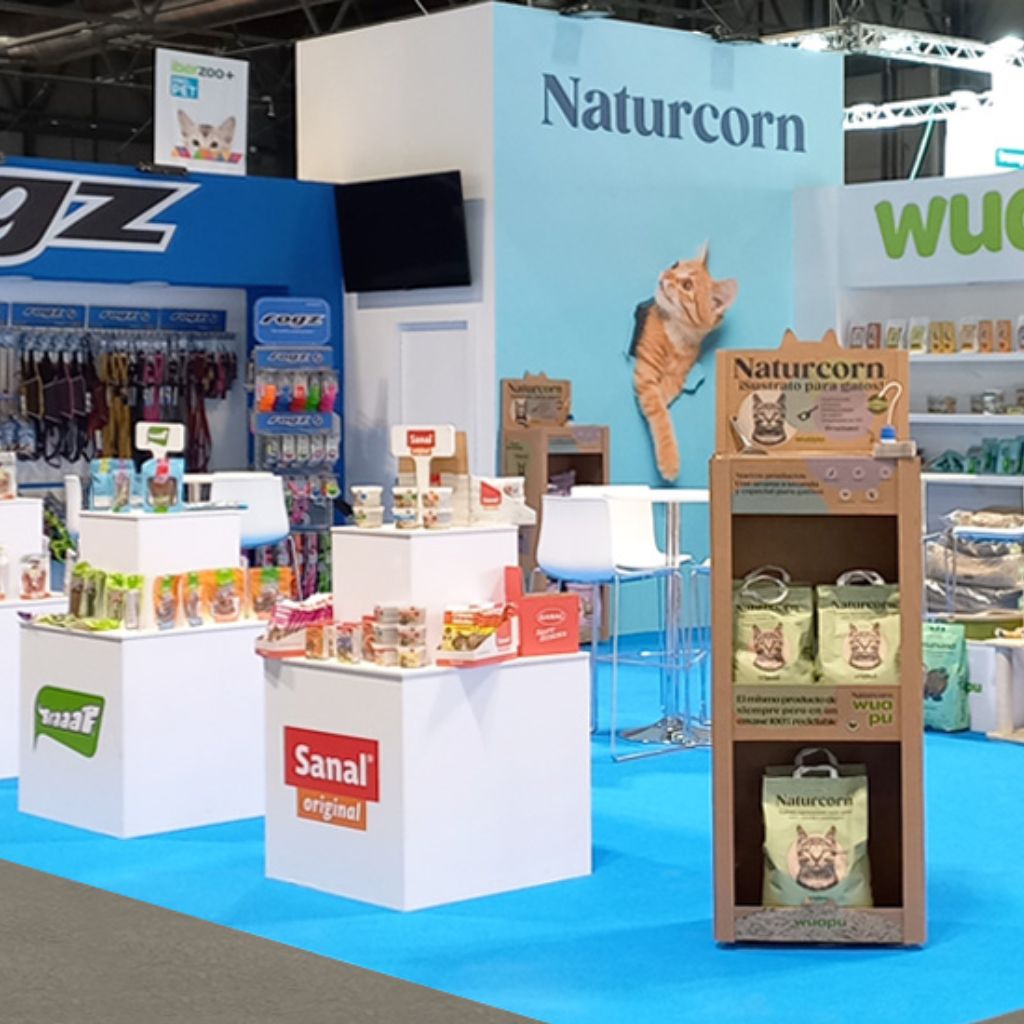 Expositores plv suelo Comercial Dimac